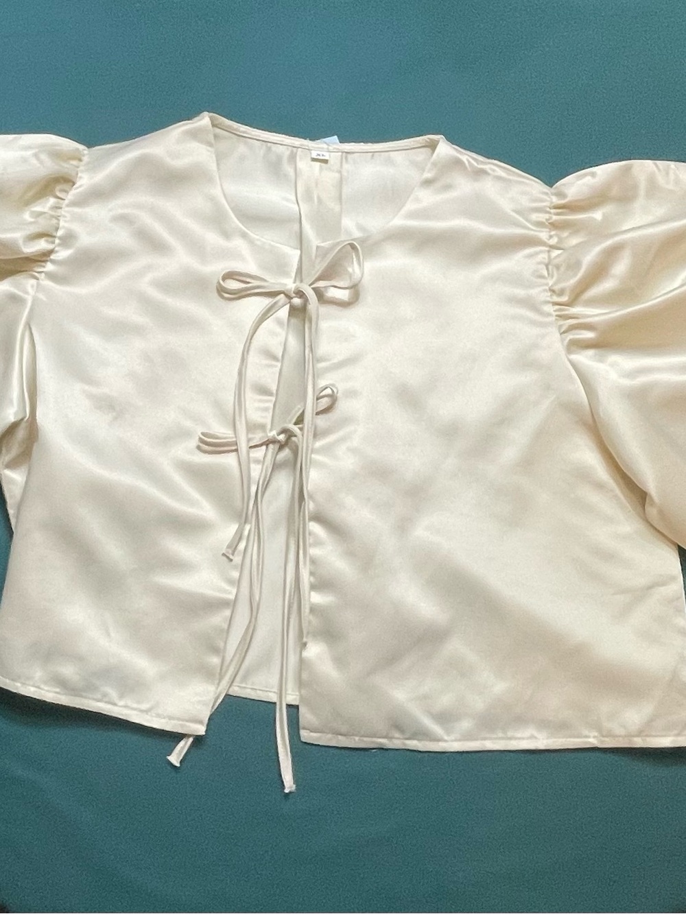 Women’s Cream Satin Tie-Front Puff Sleeve Top